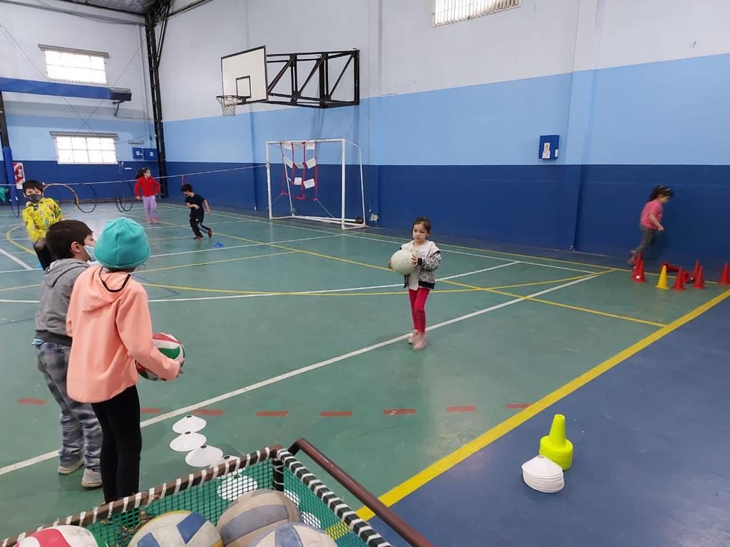 6105c1eda35c34686c0feee1