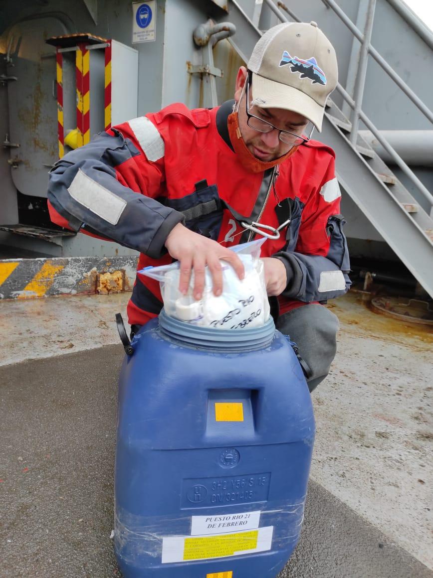 60e721f505ab0a7e4086ccaa