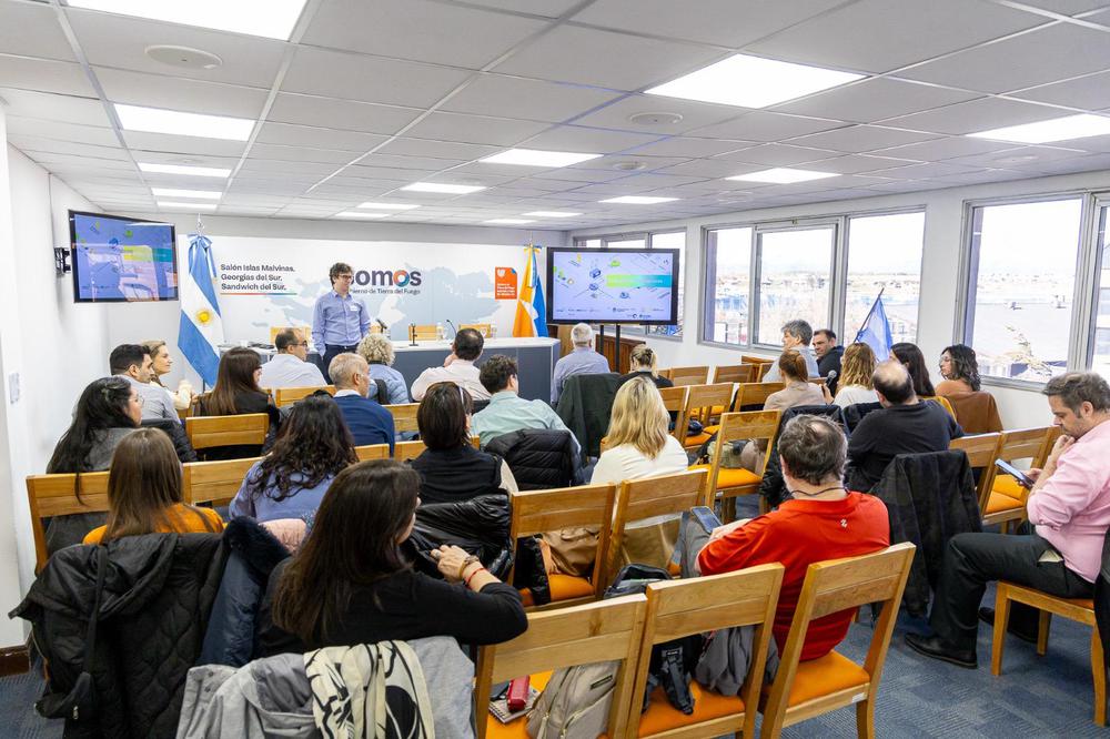 f60a51fc-bcc8-42a4-bc37-14438620127a