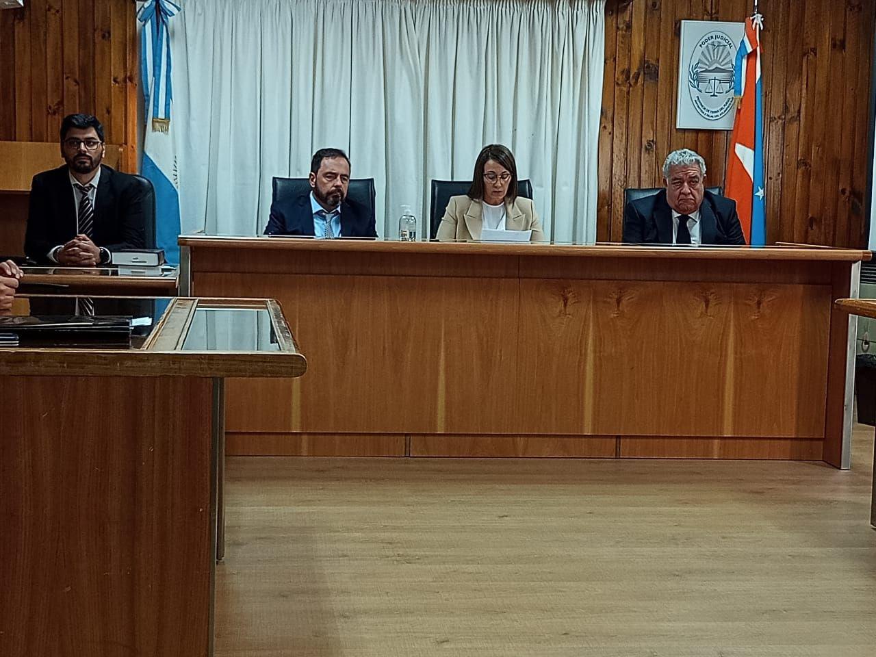 1F9301DF-52A9-43A7-AA87-EC633F179AFB