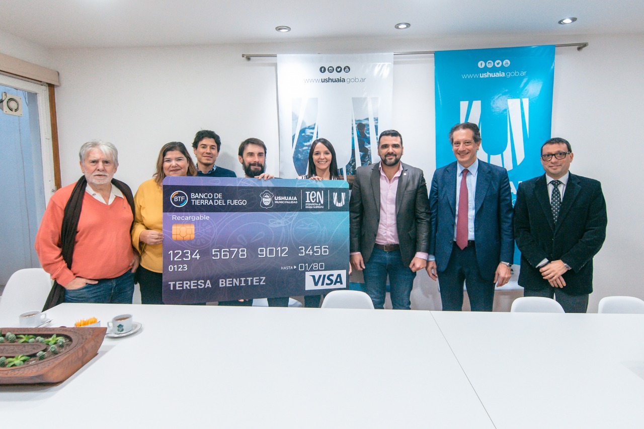 firma convenio con el banco (2)