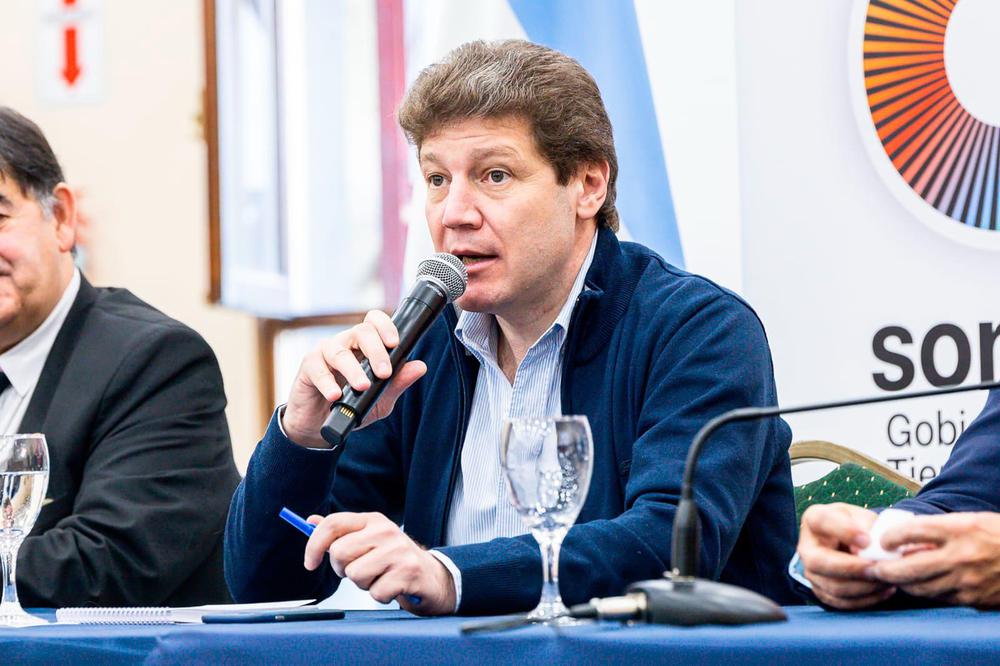 4f827de6-8b3e-4d13-aad7-7df61f845958