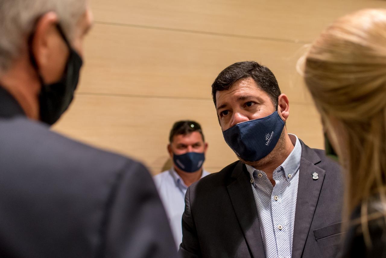 6078948ac644538603e90d3a