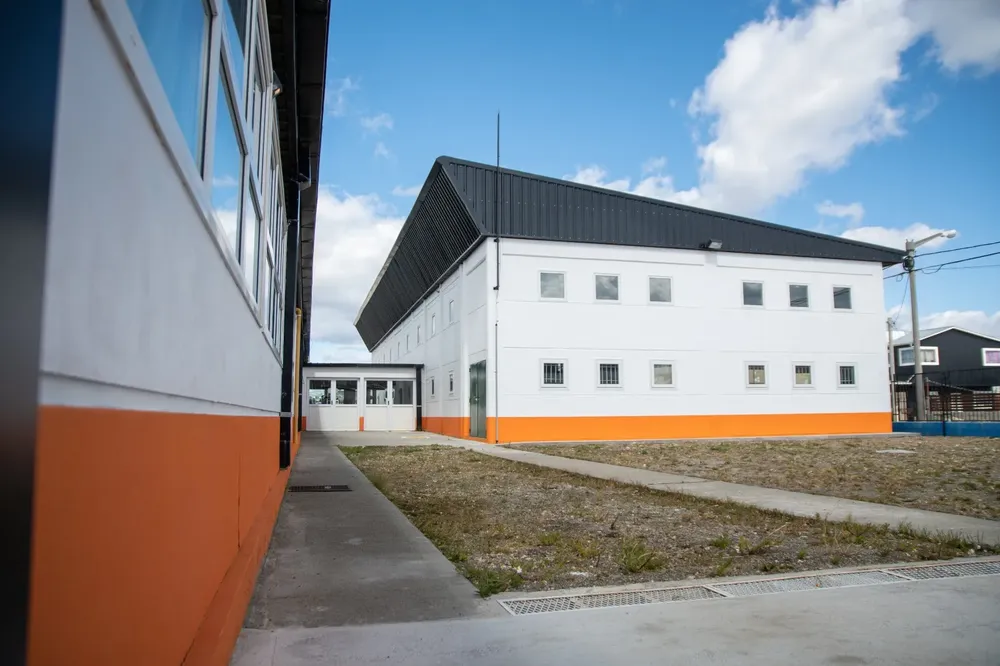 c6362fe2-916b-45f9-bc19-e040a140e332