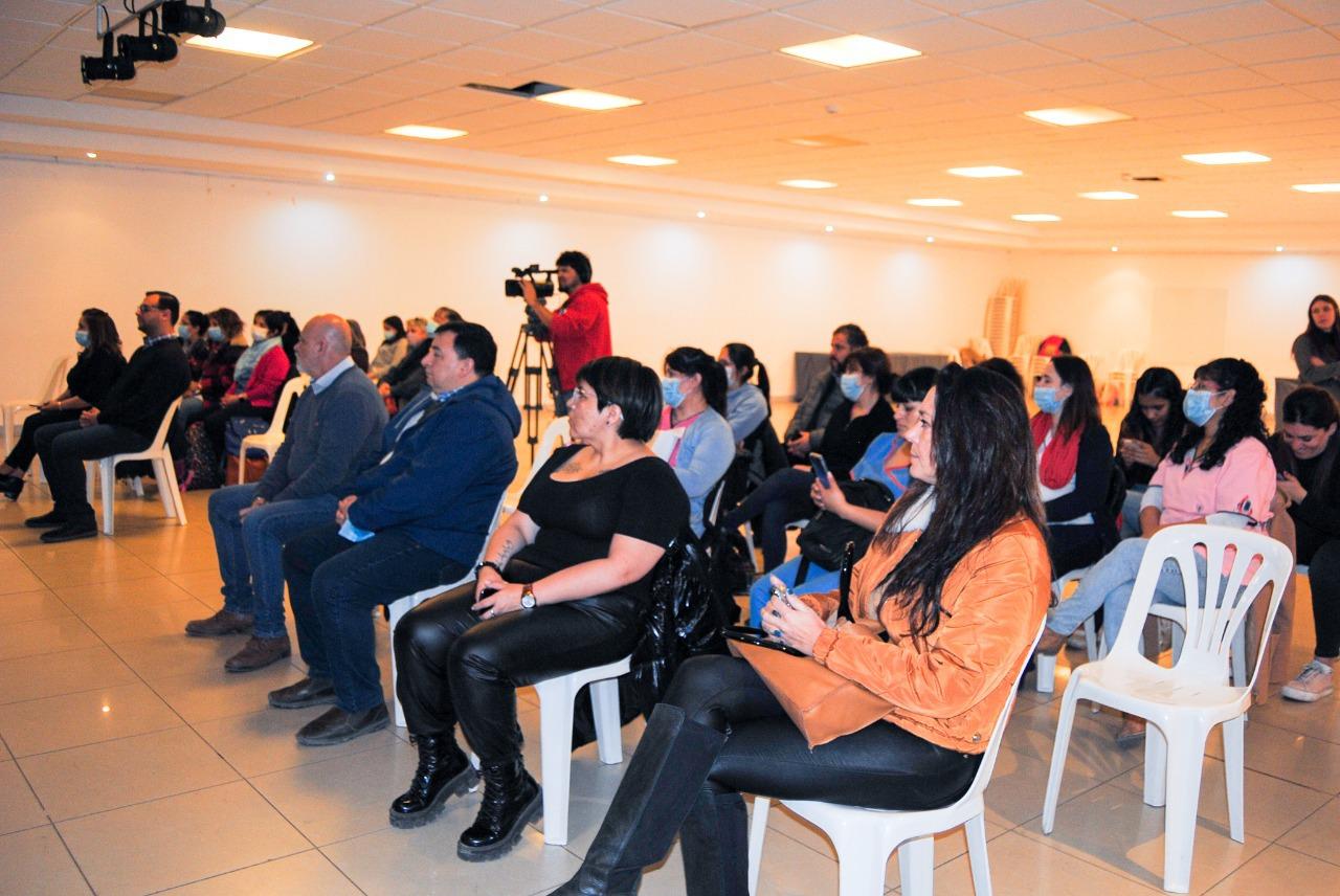 7B92C2A1-91CB-4F4F-B6DF-377F16CC7161