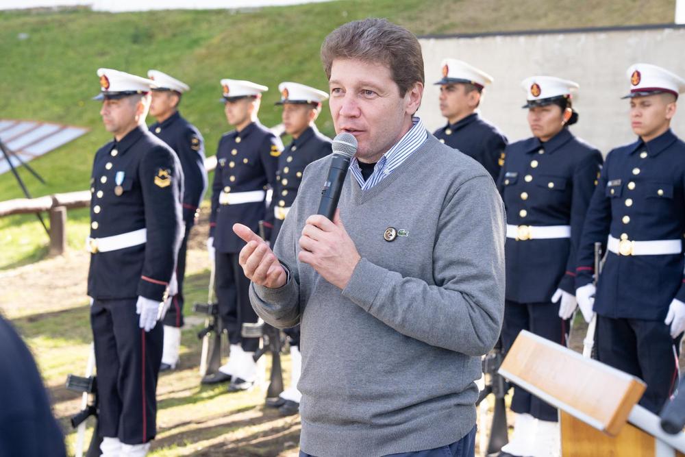 514DA2F6-E11B-43BE-BFA6-FE714F38656D