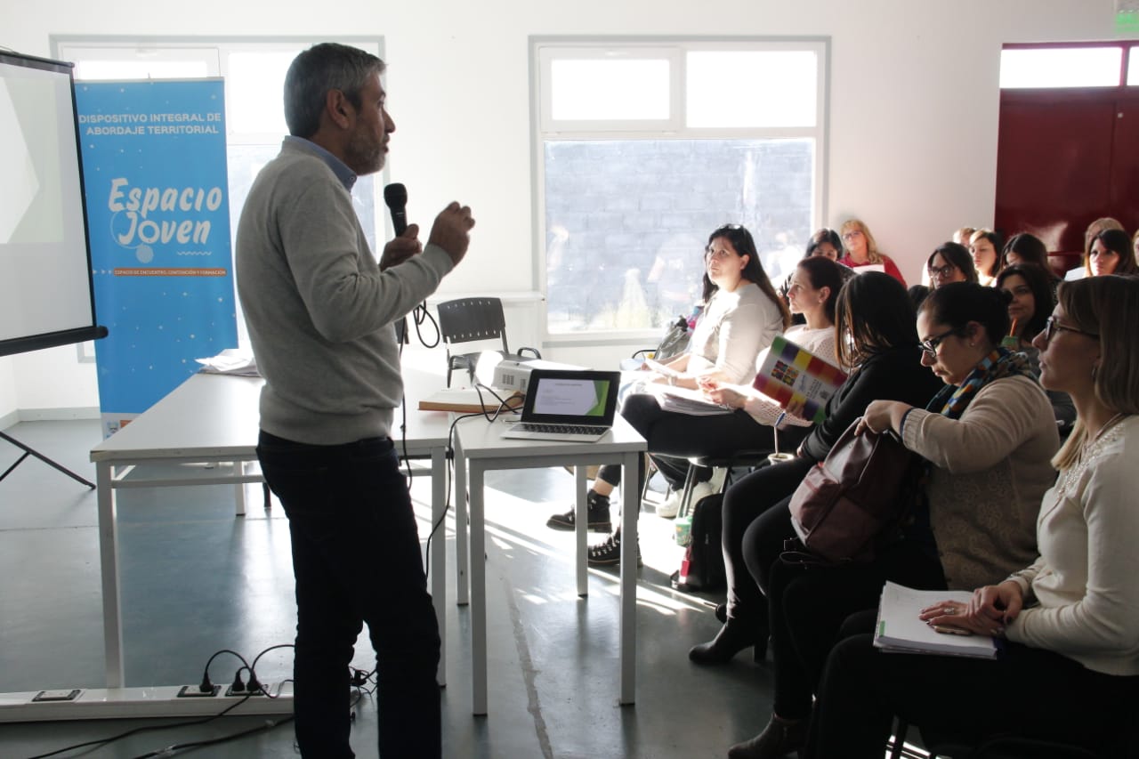 CAPACITACIÓN_ADICCIONES_(3)