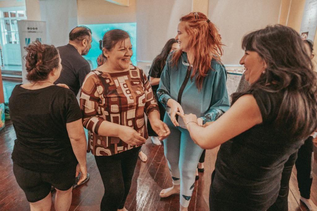 4F371972-675F-4B4C-8DCB-64C2E078927D