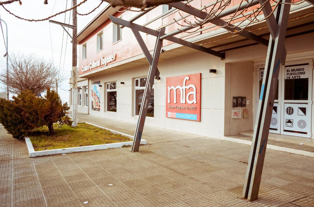 A5FEB236-02A0-4FC6-BE2D-0C4DCD6A5C89