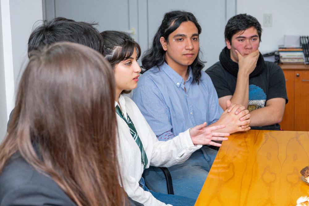 E4371A73-EC9C-404A-911C-4AF028E91170