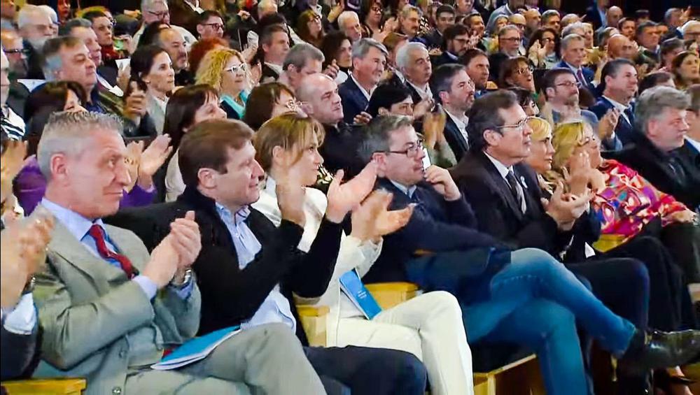 987ec49b-ae43-43cd-9222-676510f36216