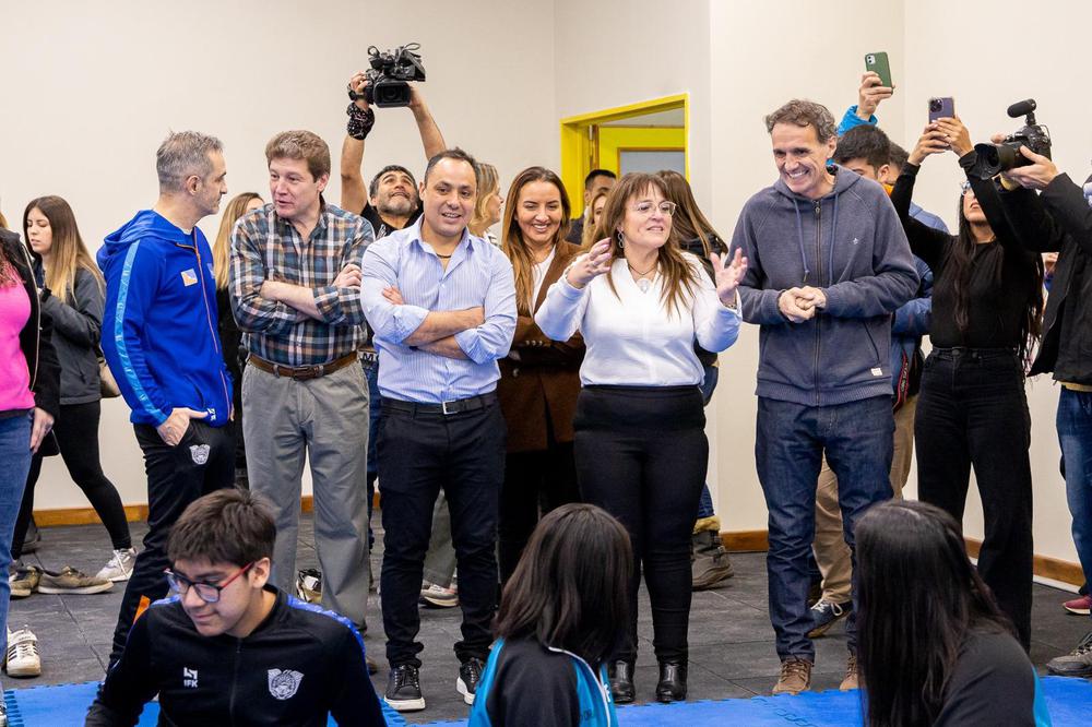 6f45fb3d-494e-4292-92fd-7b34df8ddb78