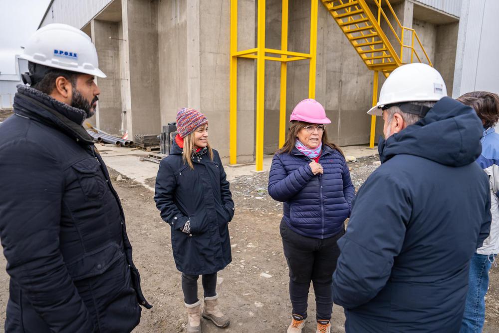 0CAB3869-FA6E-4425-BACB-2DA1D9A8D306