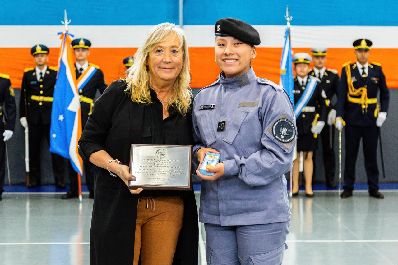 DD06E7D0-8160-47F9-84E1-6451A3C19CE3