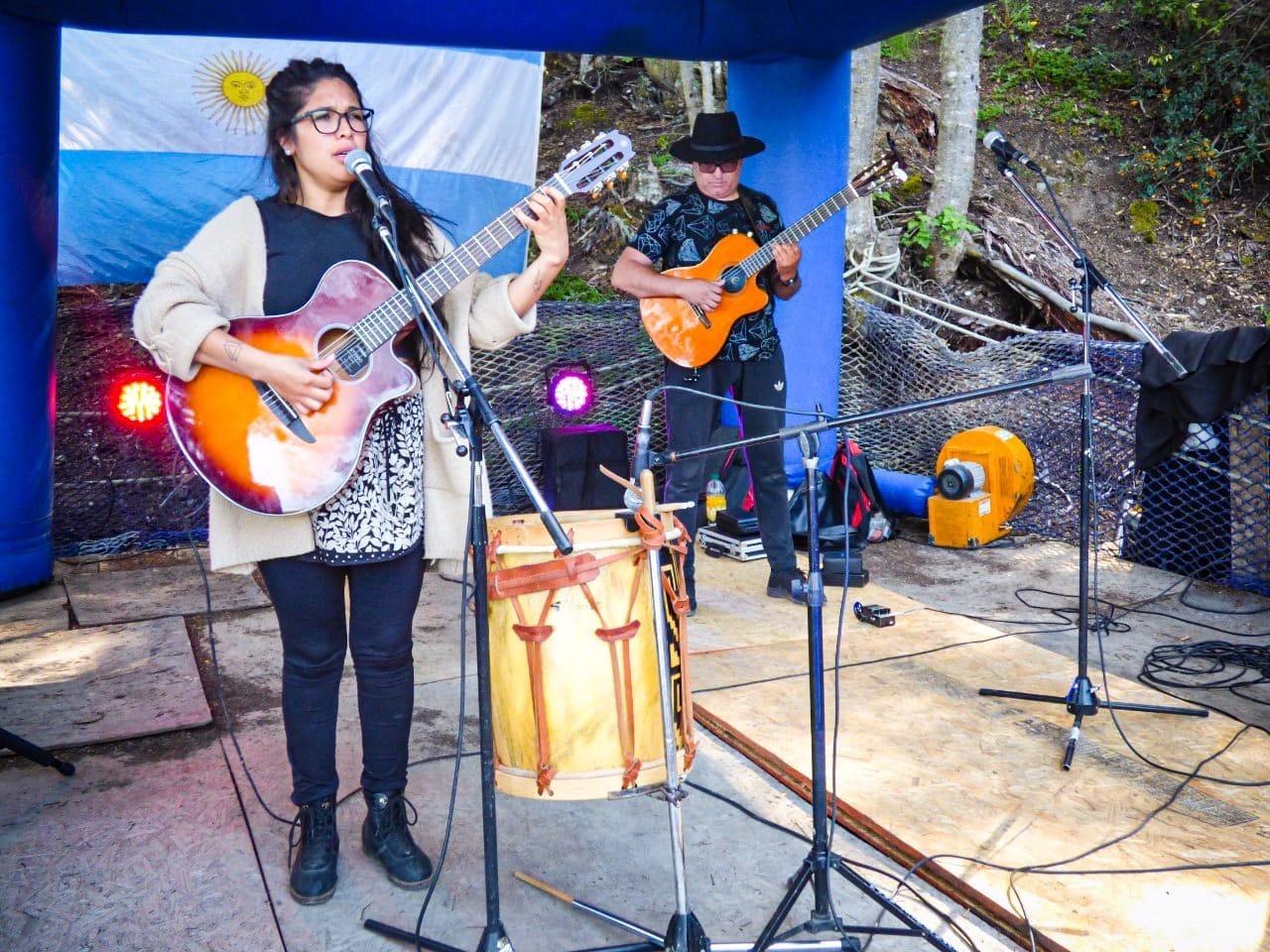 ae53dfb3-5fce-4134-a720-73f5ceb5209f