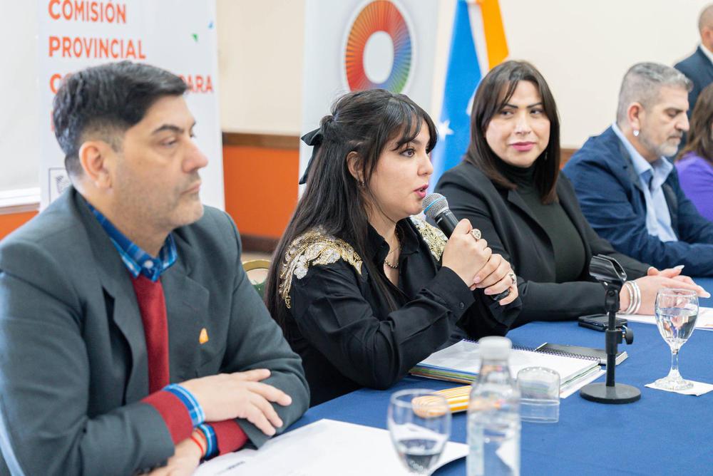 6aa79f79-84cc-4858-a366-9978a5f95f16