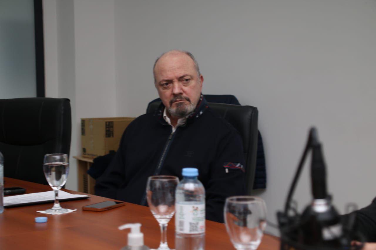 90941263-7FF4-42F1-8DBE-A93AAE8B4EA5