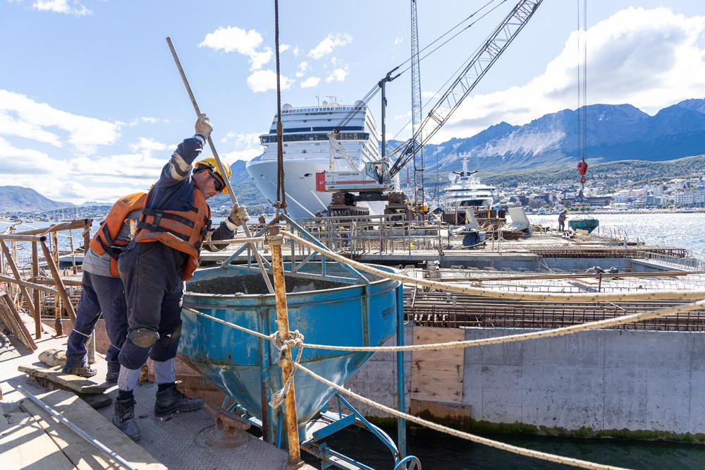 90CF974B-56B6-4D51-9C64-B445F10FB9B2