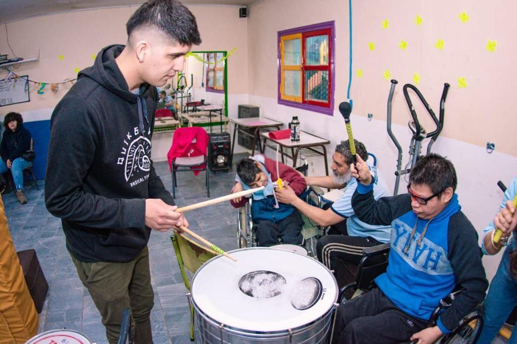 98024D59-6329-4B31-94BE-0946CFECE19B