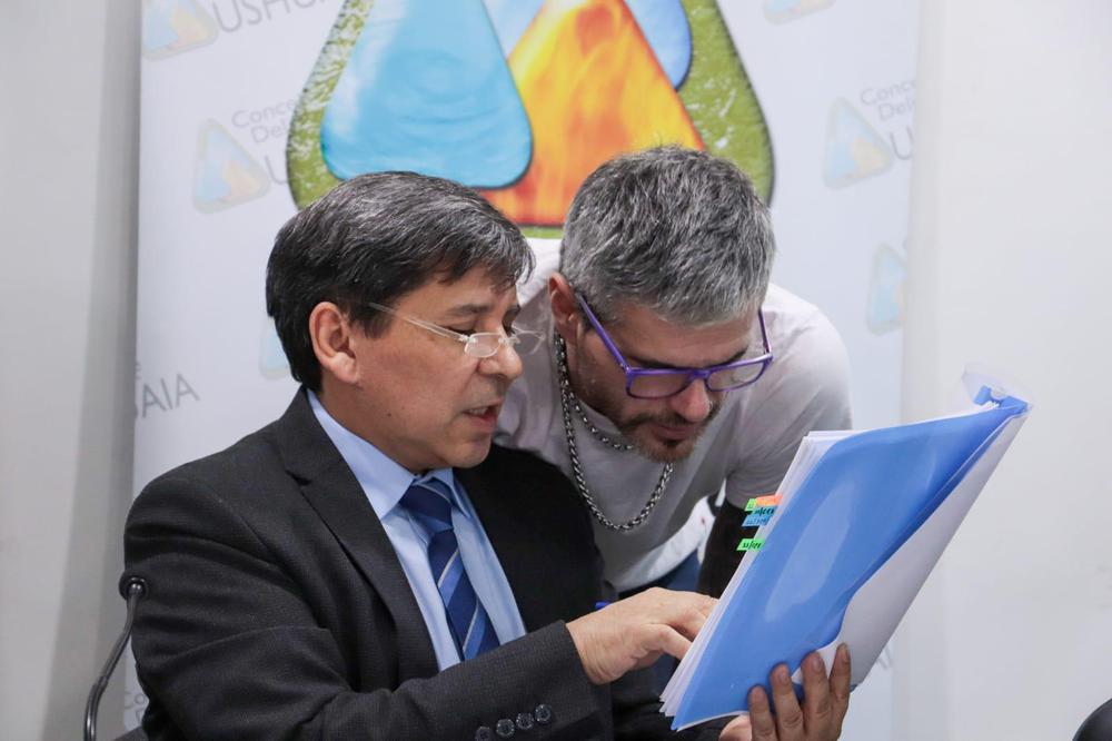 A1A7F194-678E-41A4-B9E2-9588B6E07246