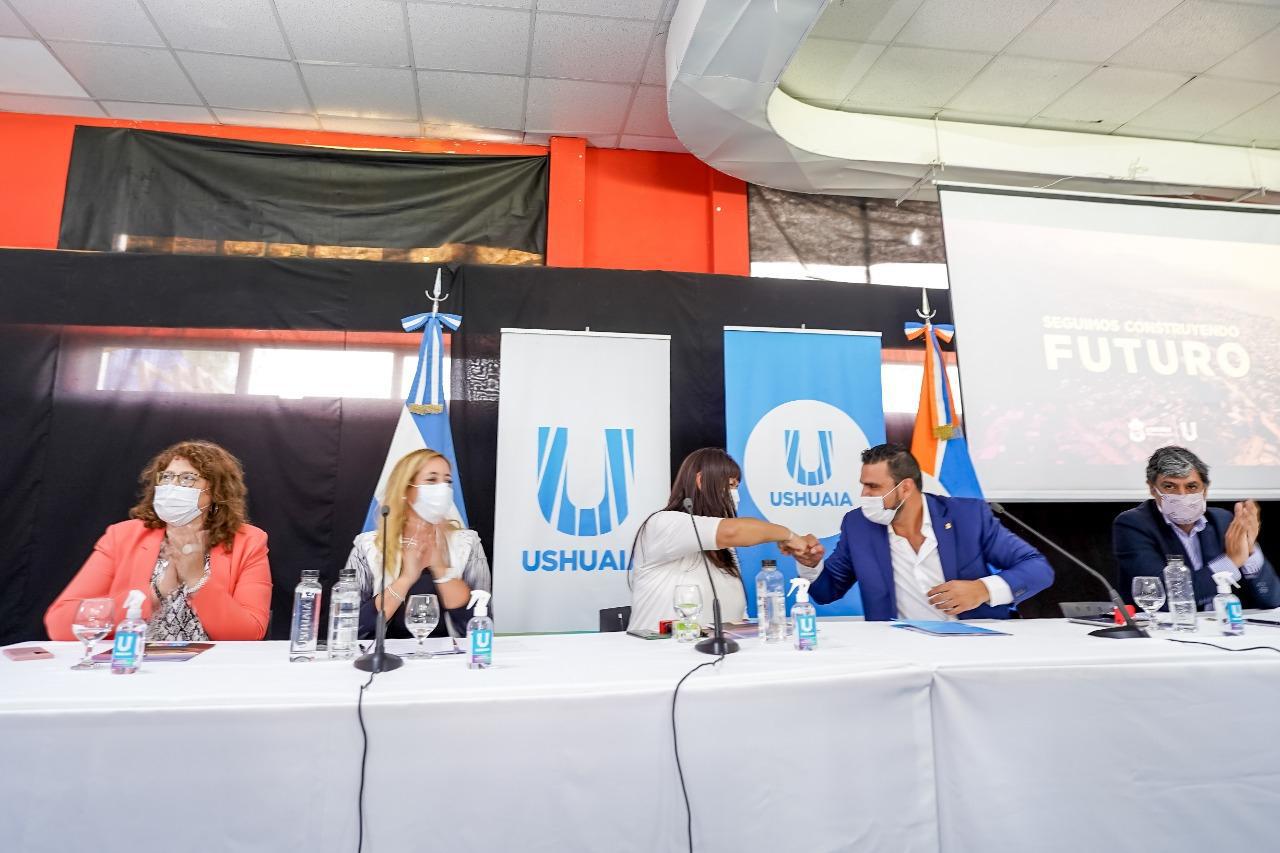 6026f8a78d2ee6dd2baaf2cc