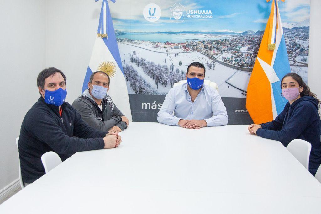 613fc0d9d50b7ead36d39106