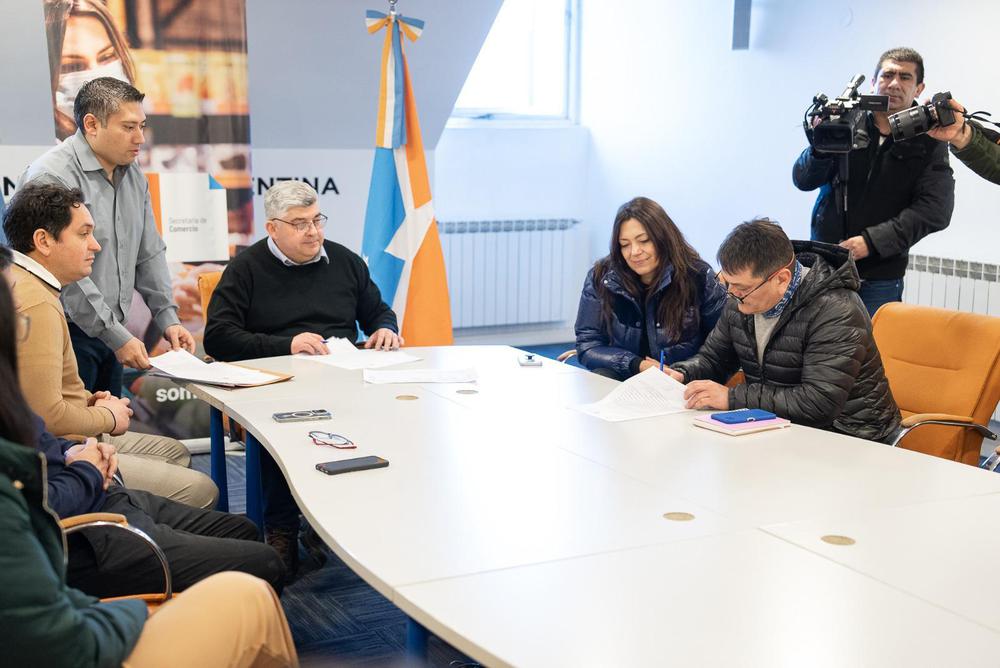 f04be91e-84bf-443e-b5ab-ec956bfb5edc