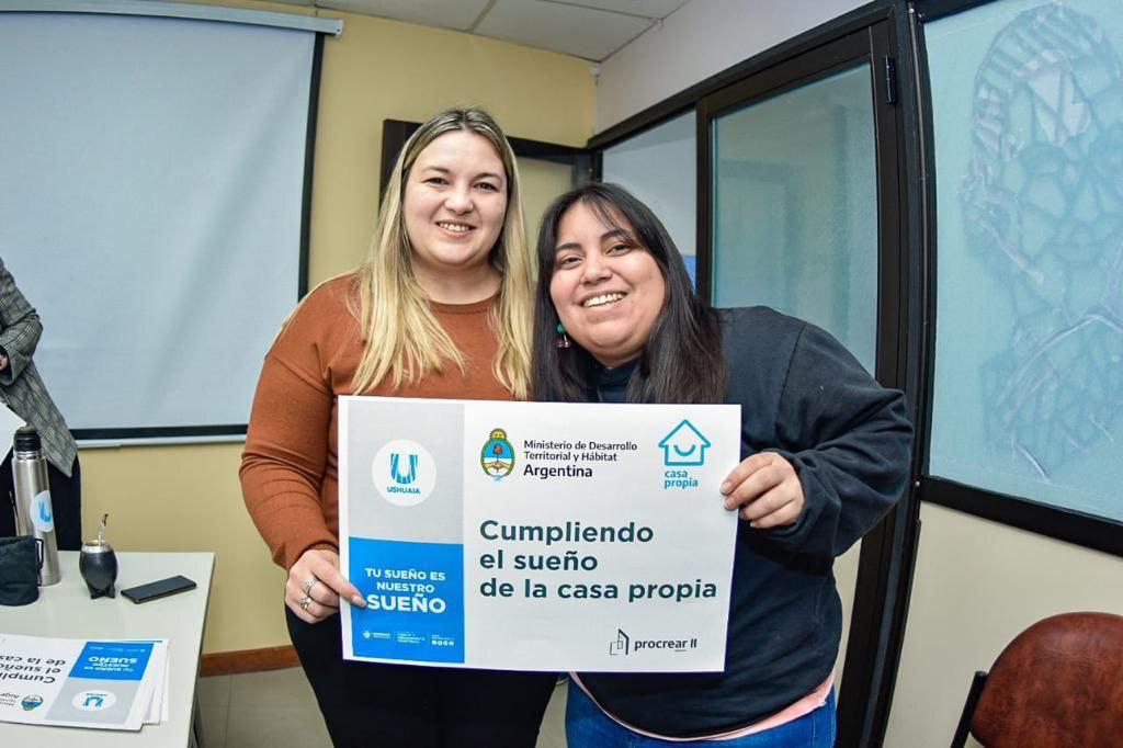 35946CDA-7EAC-472C-8D14-BDCA70B598F8