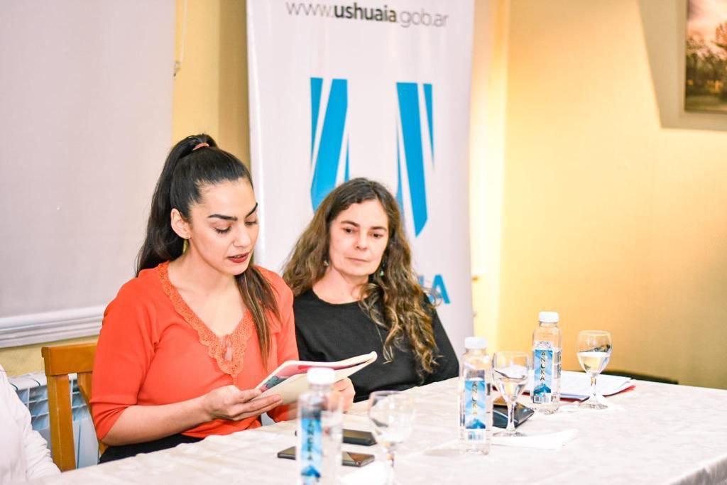 EFF1DAB1-B3AB-448A-B00F-825FC23B5DDD