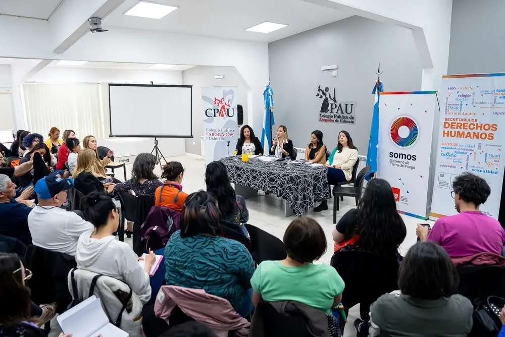 3fee93c0-c3d7-4714-8b44-e8d7bad925ba