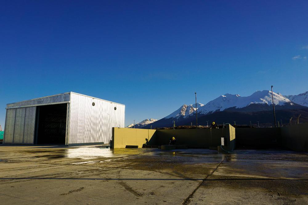 4e3a8d1b-3943-4d55-ad31-861b426c4adf