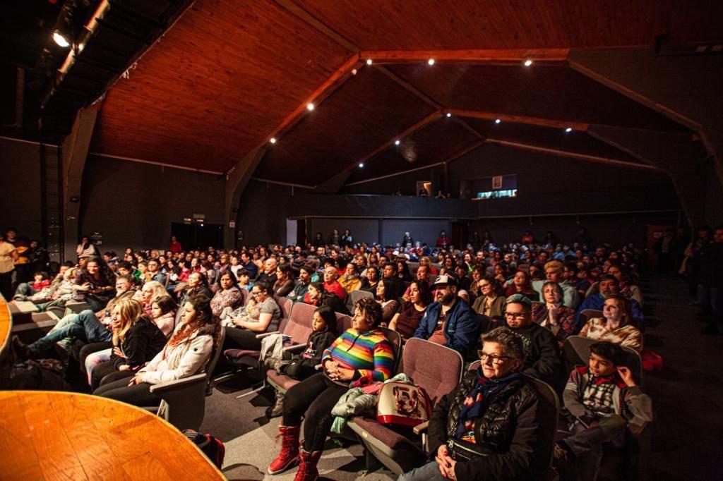 FCE741A8-C349-4C23-87B8-7F2A5BDC74BF