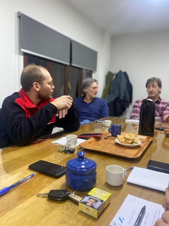 E7F8682A-B6A5-42D7-8AE6-232B137CD370