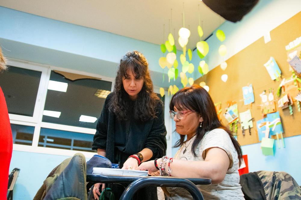 8b30116e-3a73-4b4d-96bf-3dd7a9825395