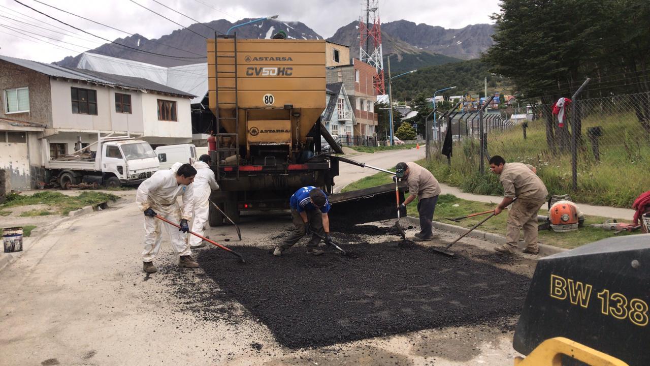 5e44512c2f7265b57aebb9e2