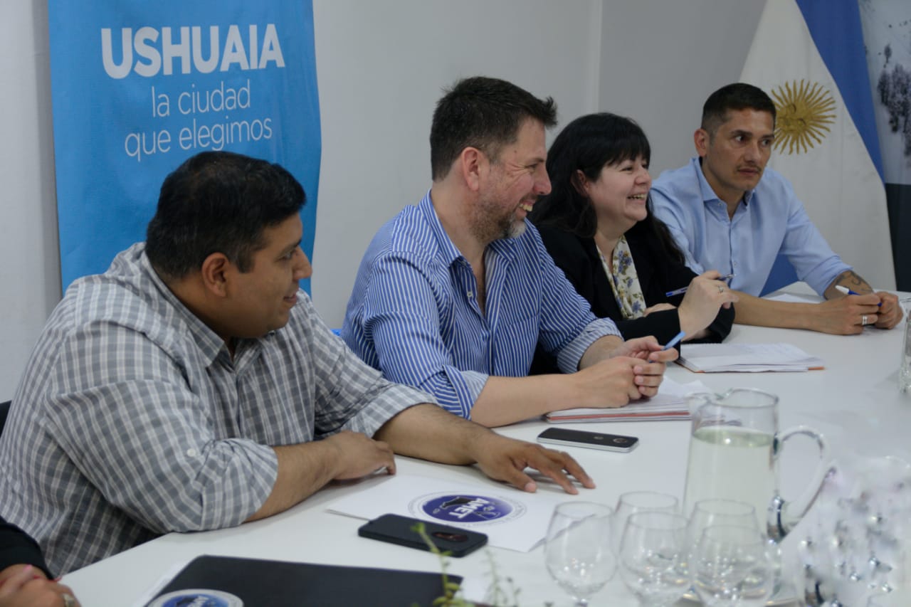 Reunion por Encuentro de Educacion 2 (1)