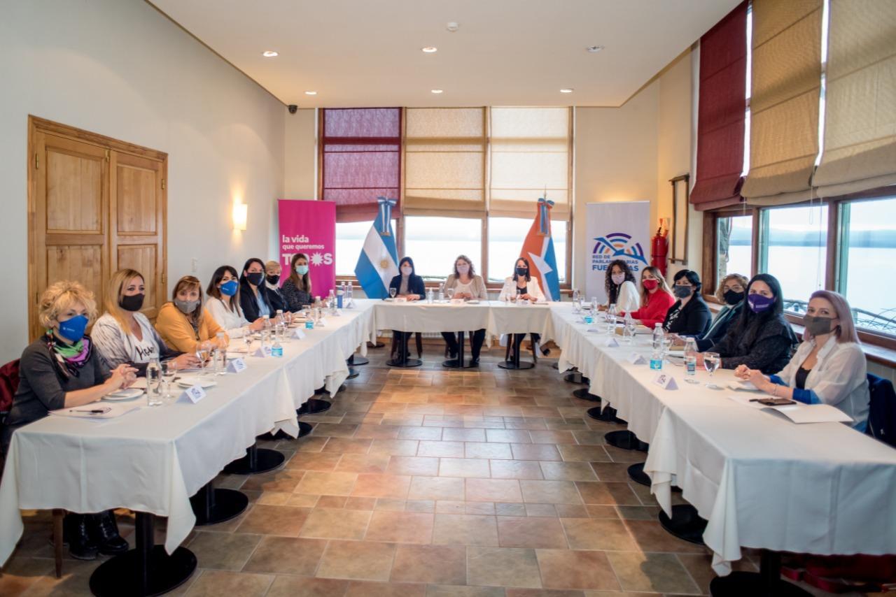 61182c8958fcdf96776736b0