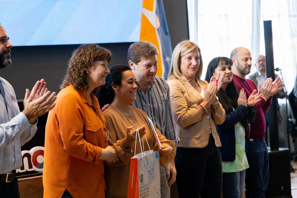 D0A1263C-140C-44D3-AB95-D44694A38023