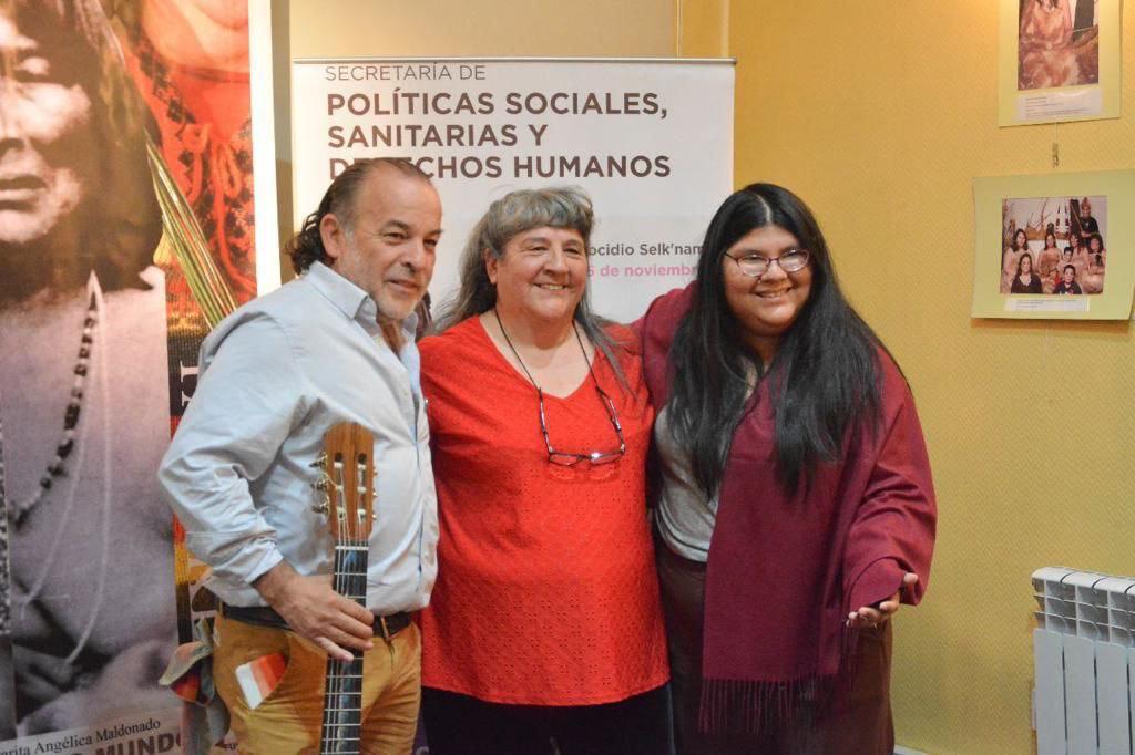 3F8F073B-4336-46E0-A25C-4B2AD44CDF5C