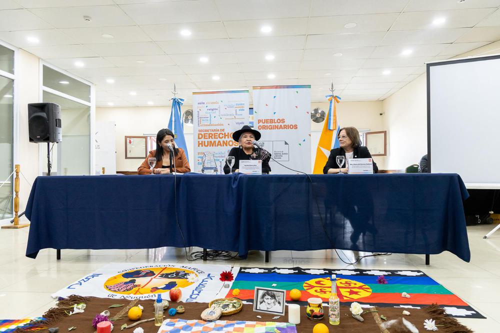 f0ca30d2-f076-4c16-bfef-64e77ee0ec56