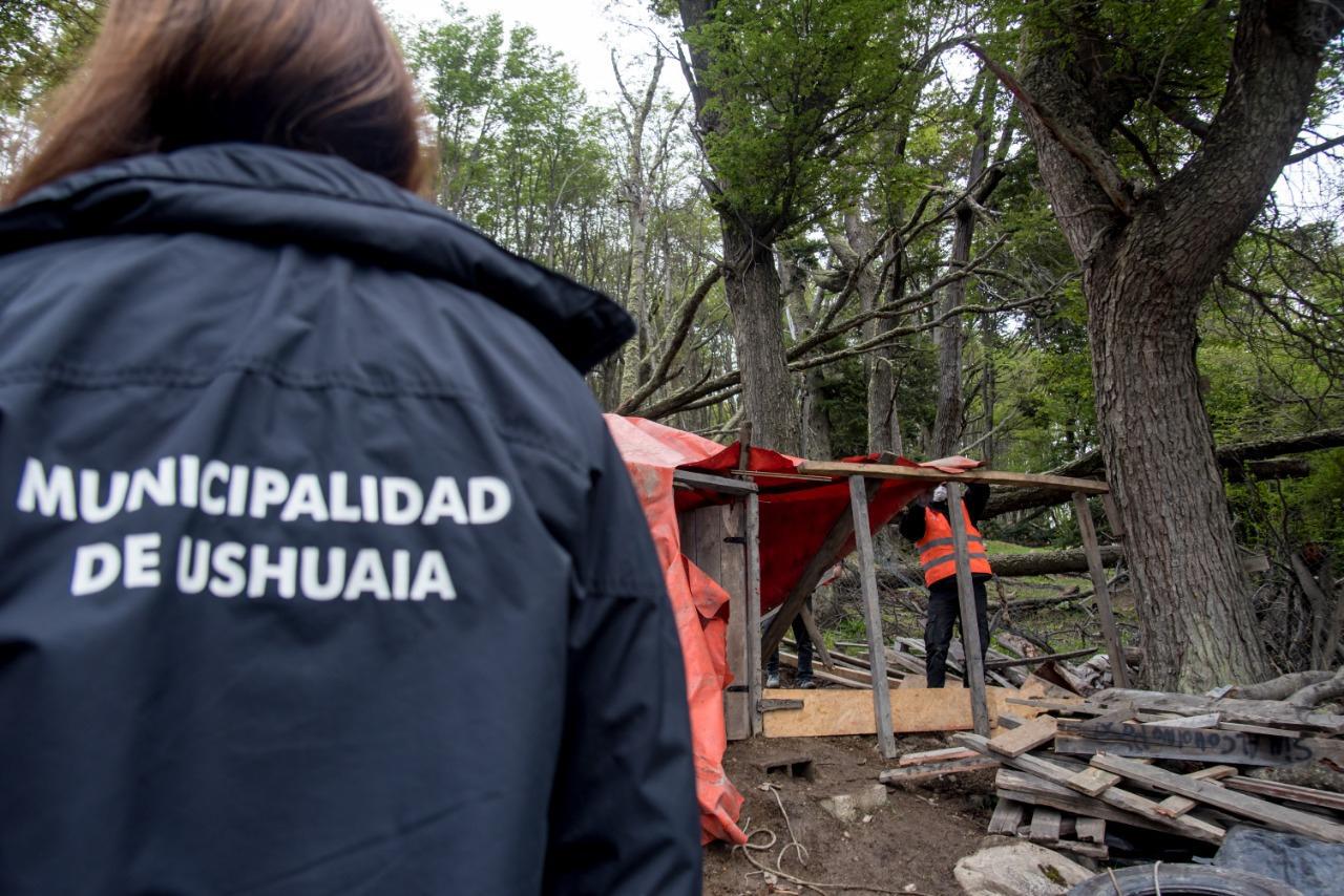 5f9c8324c2d9f93c57f0055c