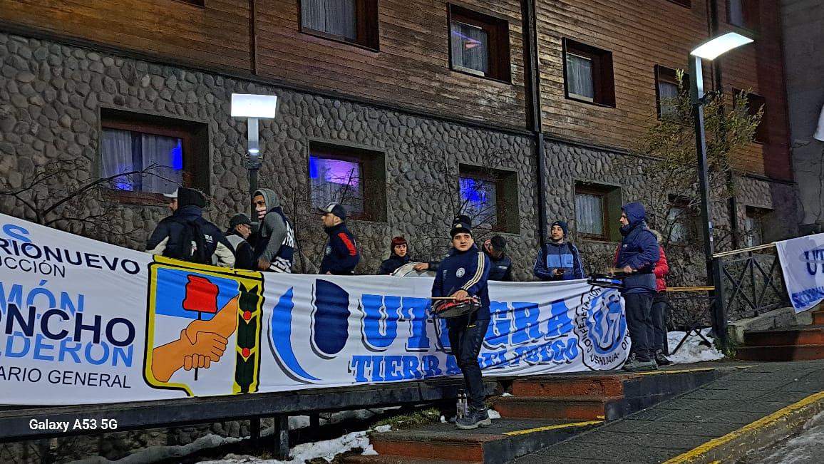 2d93bab9-8ce7-4eb7-bd47-fe72170f47a3