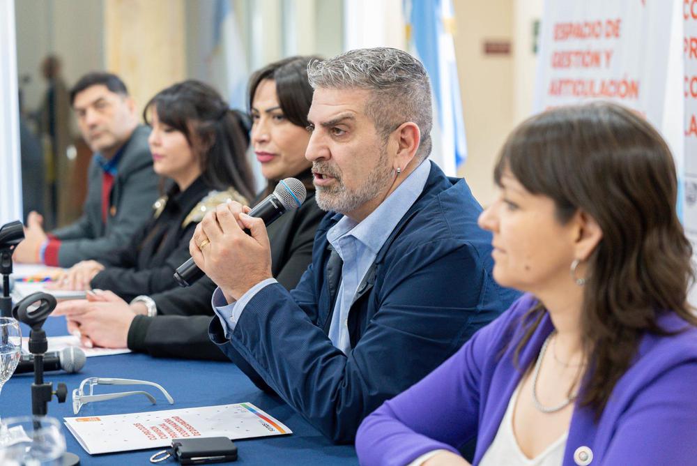 db9262d3-313d-458f-9c8f-4bf3f2f1e01c