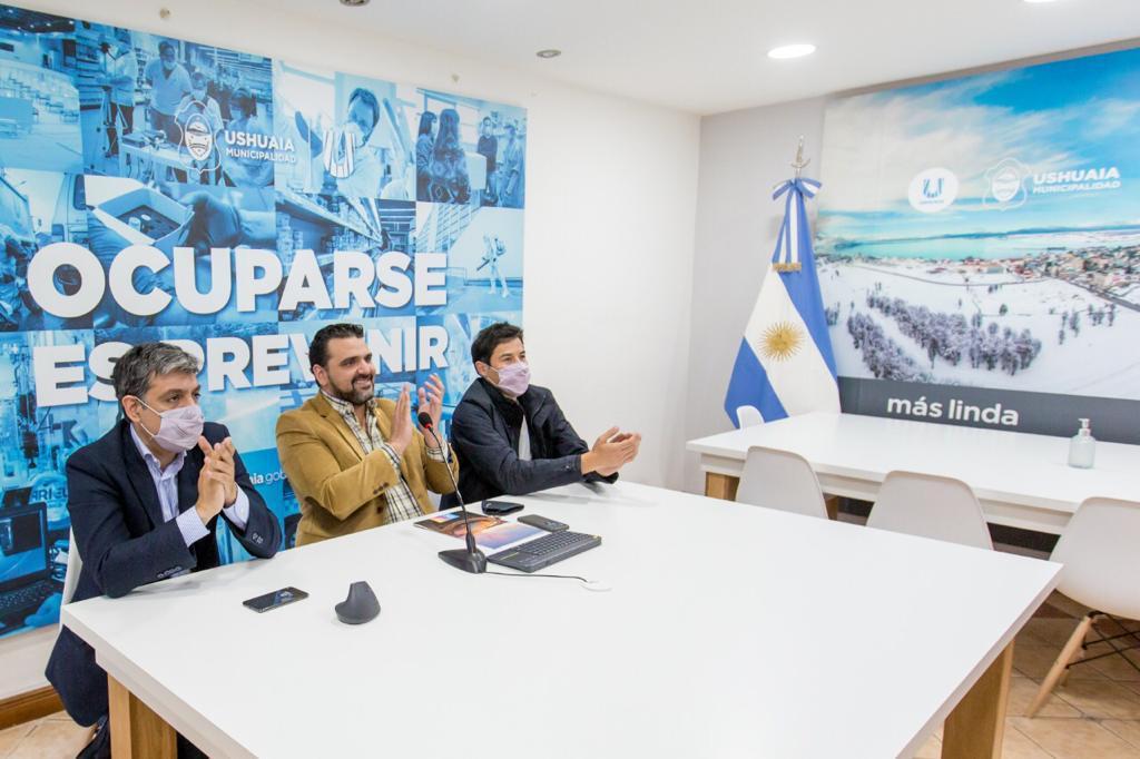 5fc8124ecd4fe0de1c4a98e3