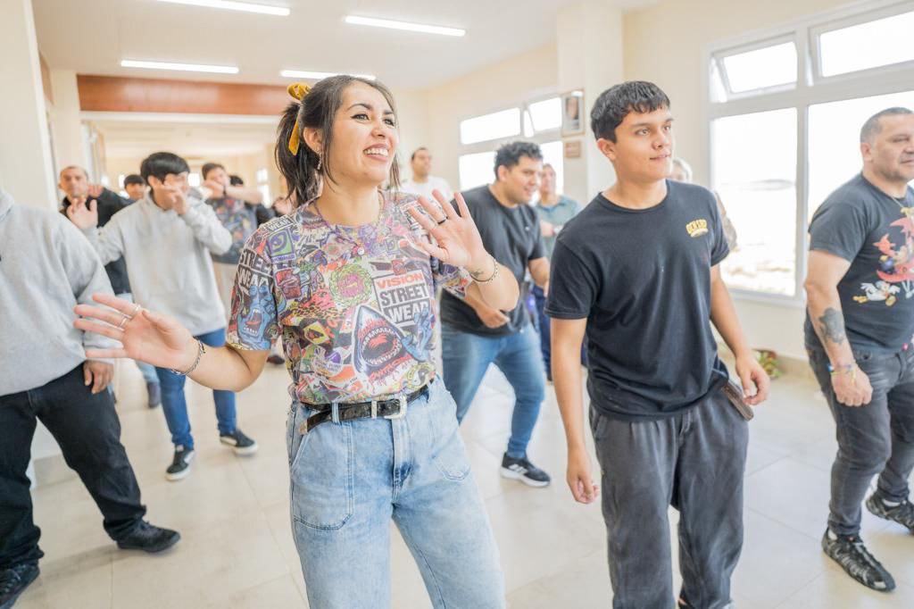 E1C9CF24-0C97-4E5C-BB5E-7E67D3E89391