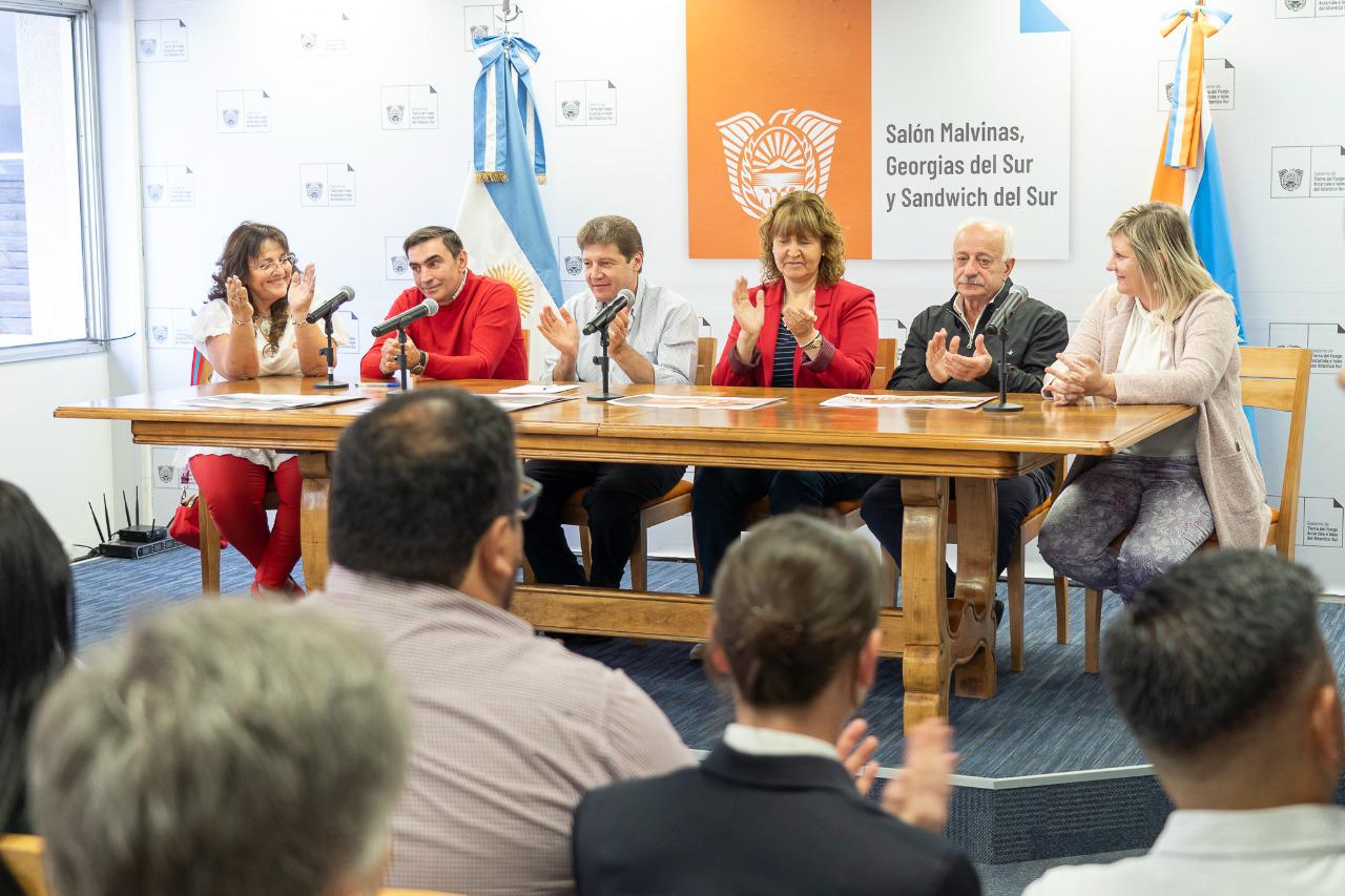 8456229A-301E-436F-8F85-5DF8CD766C5F