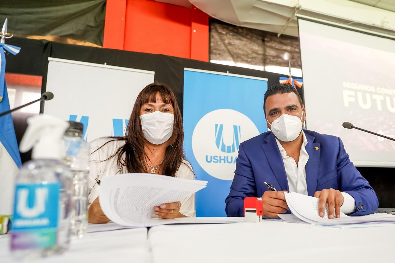 6026f8e05b546bf72bb3cba8