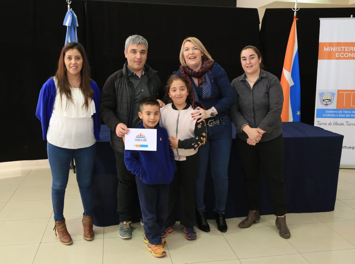 01 - 0477e380-c3d6-469e-b690-8b68dceec404