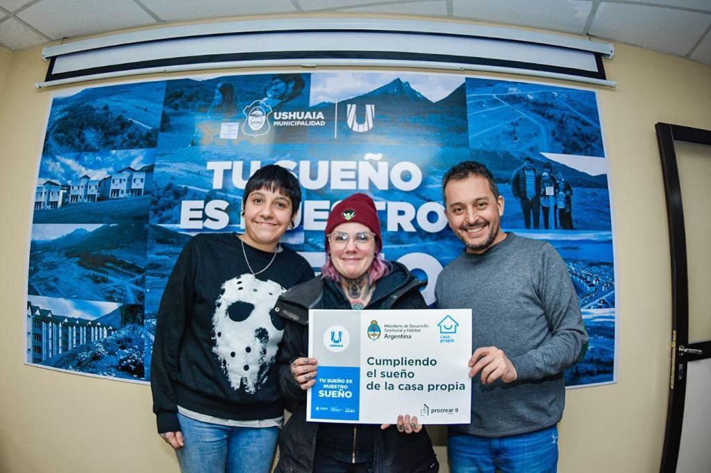 E53665CB-38FF-404C-BD22-B12F835CD5B6