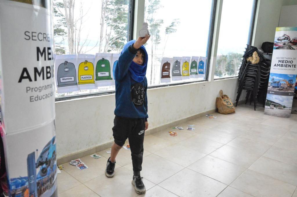 2F6826AE-A36A-4180-9D88-0D3298442020